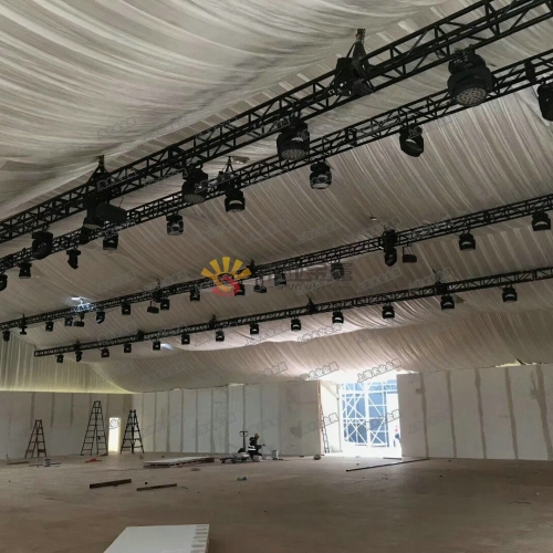 室內(nèi)燈光桁架